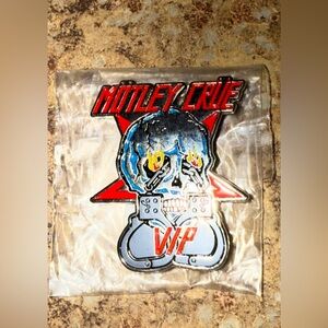 Mötley Crüe VIP Skull Pin